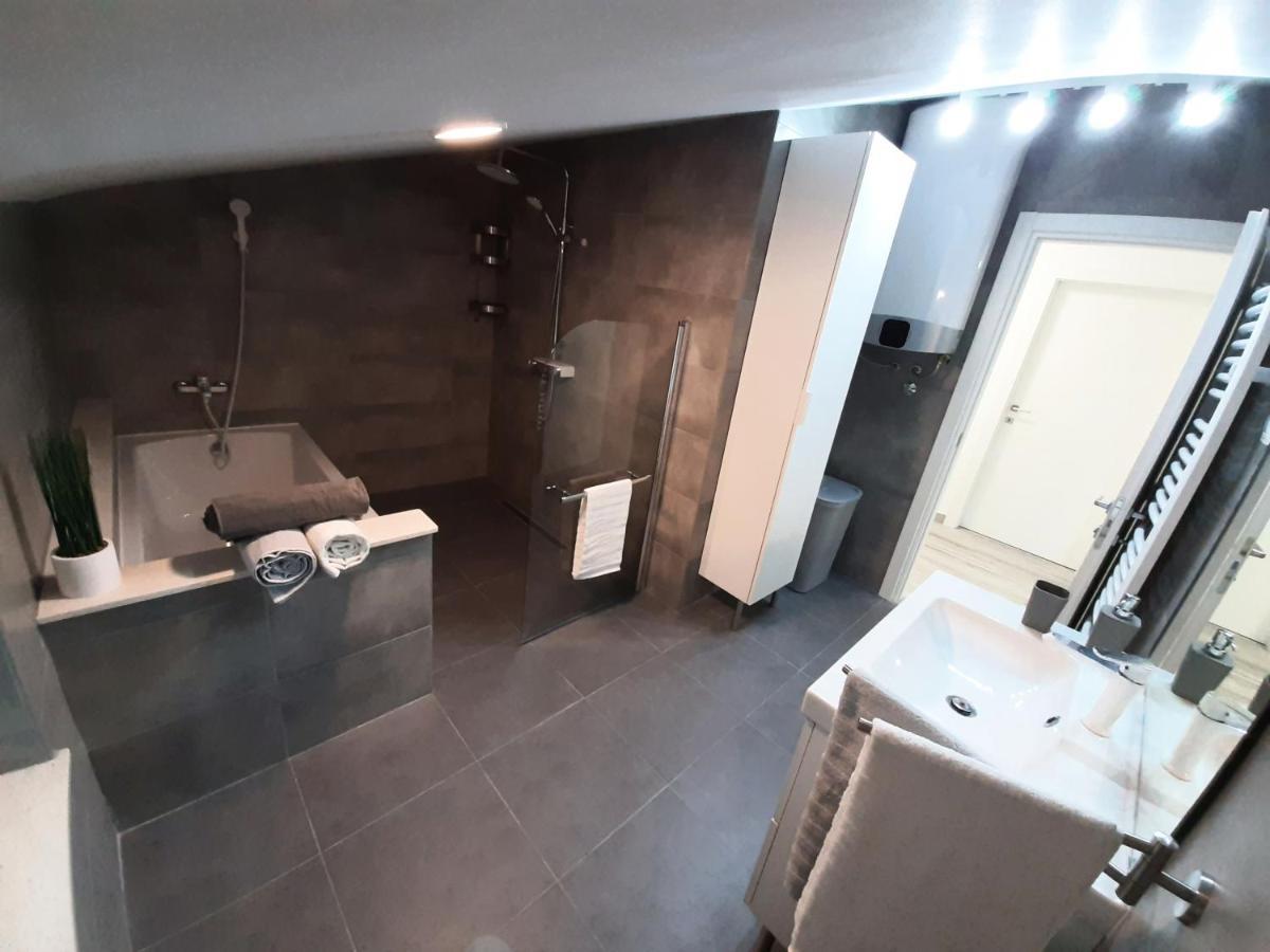 Guesthouse Villa Brestova Plomin Extérieur photo